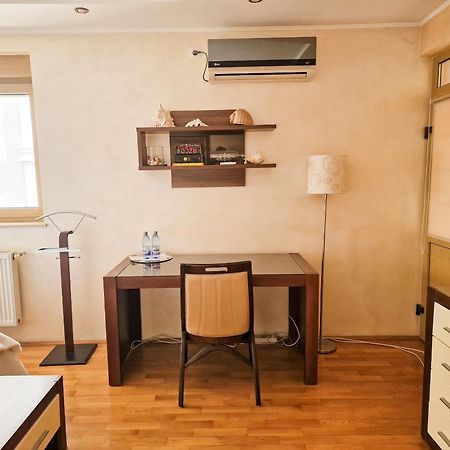 Casa Edwin Bed & Breakfast Constanta Ngoại thất bức ảnh