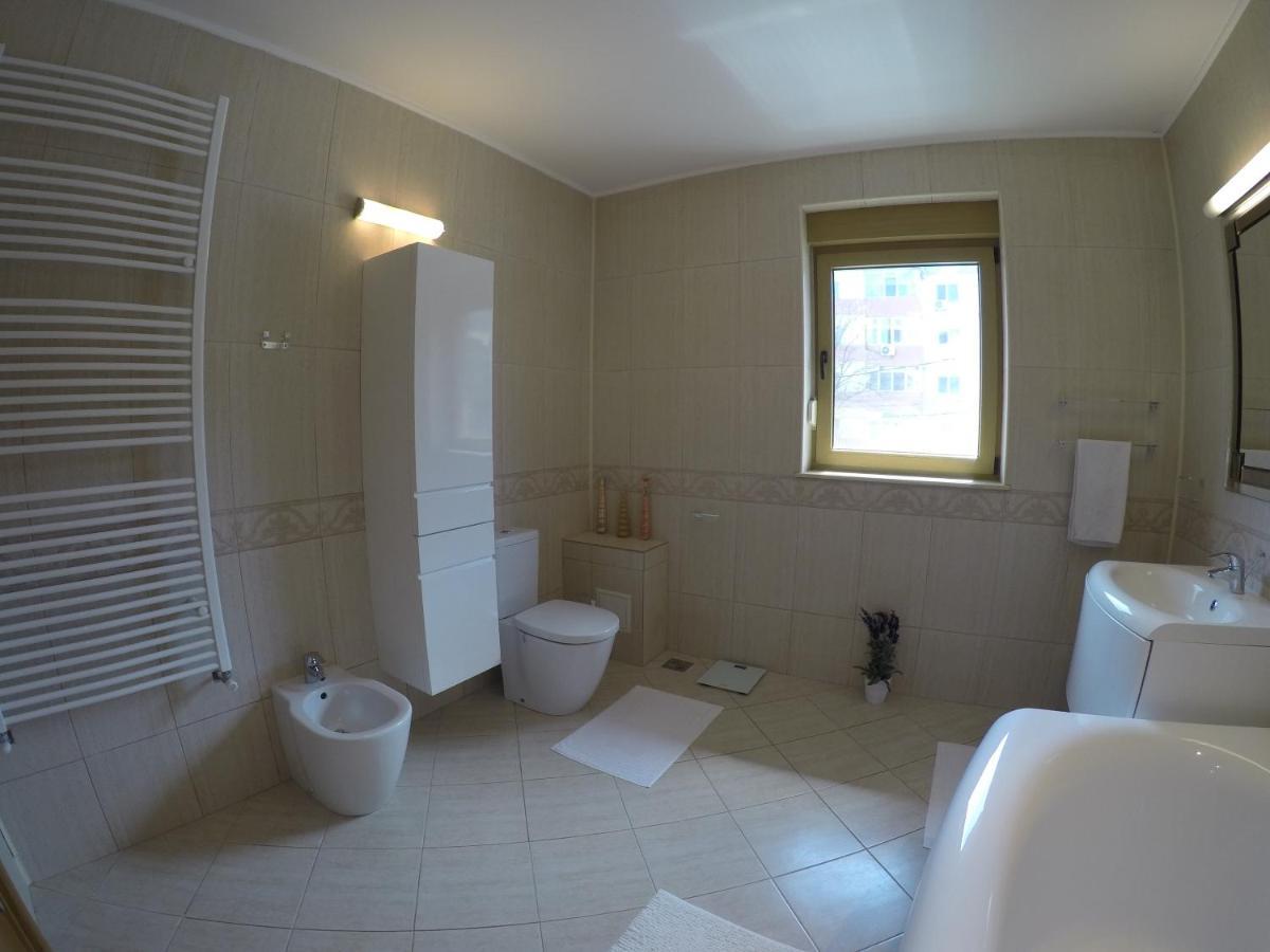 Casa Edwin Bed & Breakfast Constanta Ngoại thất bức ảnh