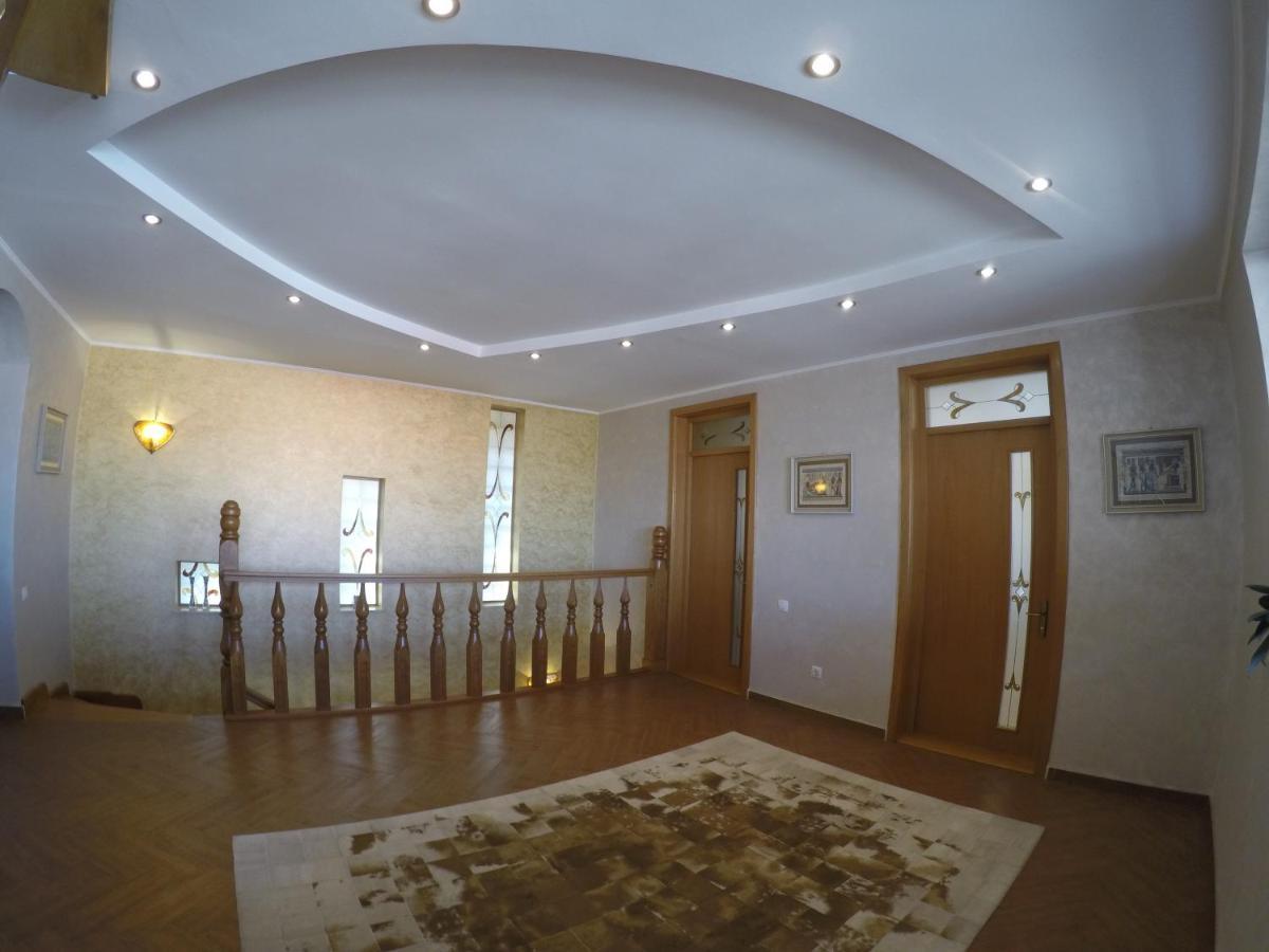 Casa Edwin Bed & Breakfast Constanta Ngoại thất bức ảnh