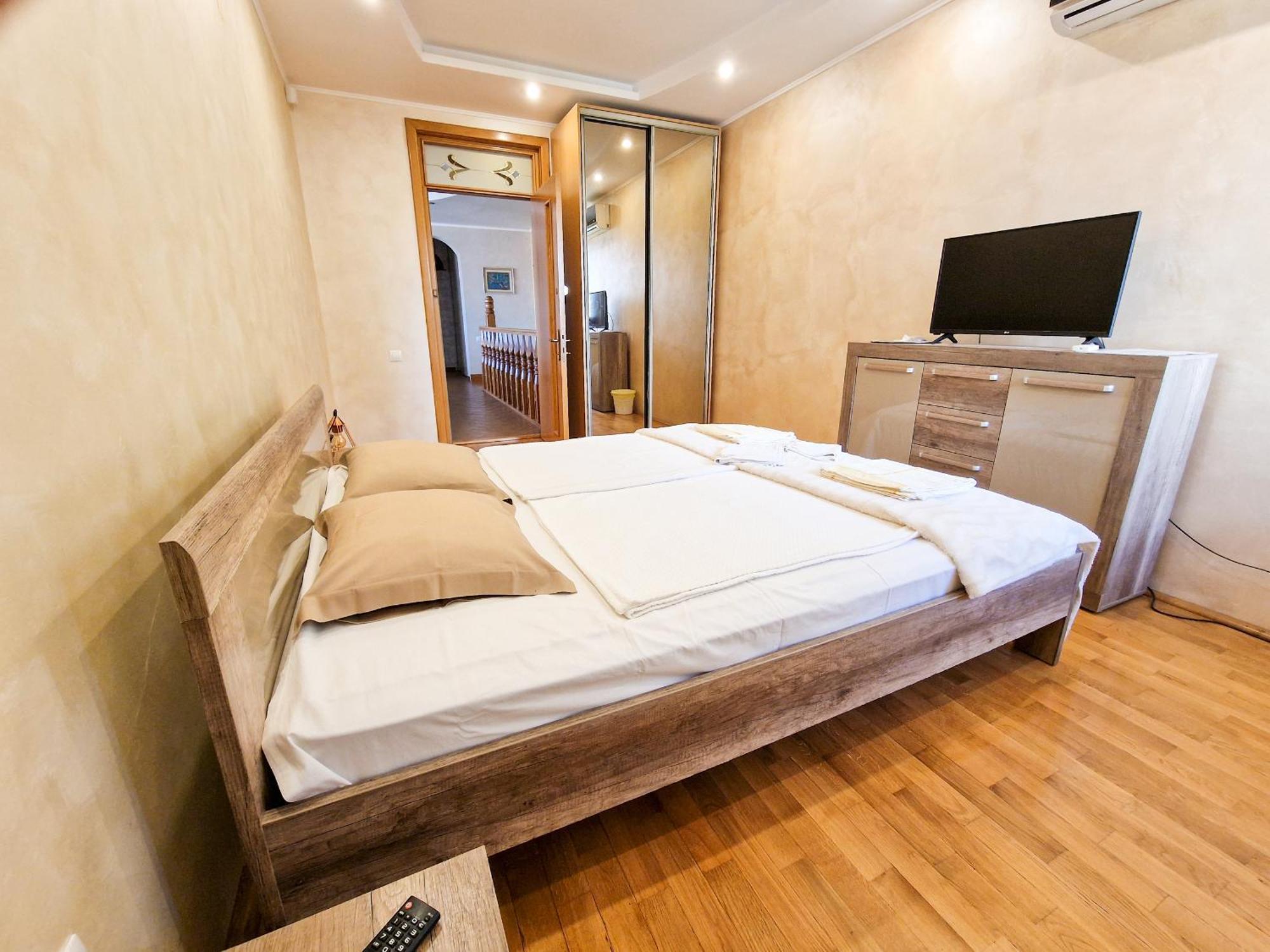 Casa Edwin Bed & Breakfast Constanta Ngoại thất bức ảnh