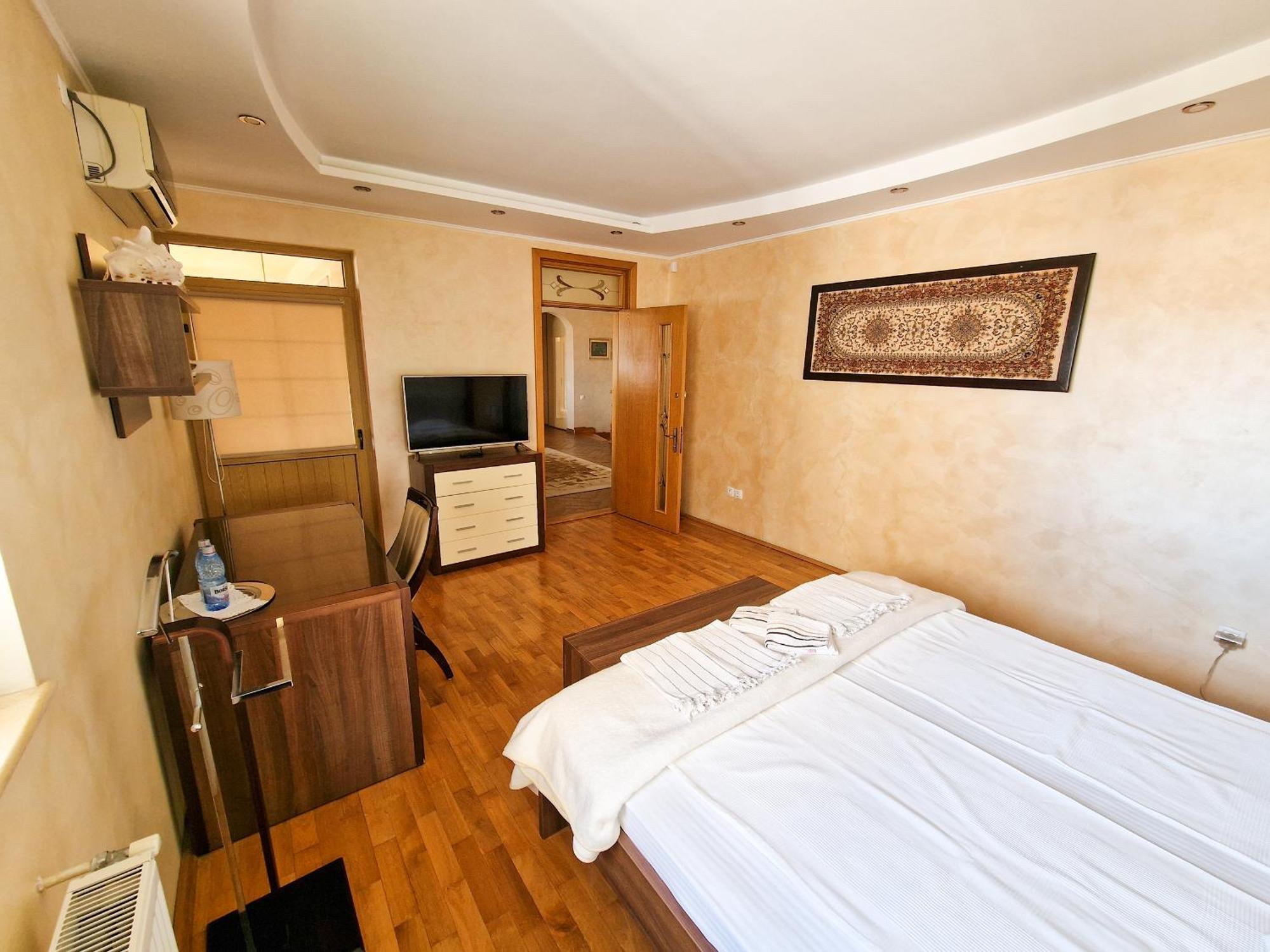 Casa Edwin Bed & Breakfast Constanta Ngoại thất bức ảnh